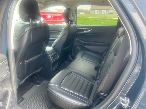 Used 2019 Ford Edge SEL w/ Equipment Group 201A image 7