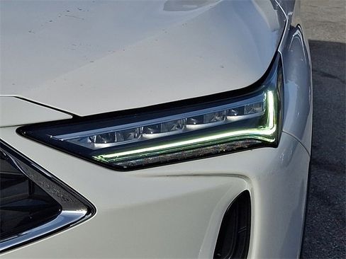 Certified 2023 Acura MDX SH-AWD w/ Technology Package image 9