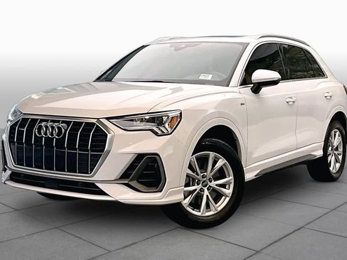 Used 2024 Audi Q3 2.0T Premium AWD/4WD image 3