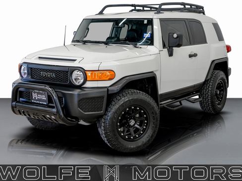 Used 2012 Toyota FJ Cruiser 4WD image 1