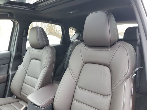 New 2025 MAZDA CX-5 Signature AWD/4WD image 13