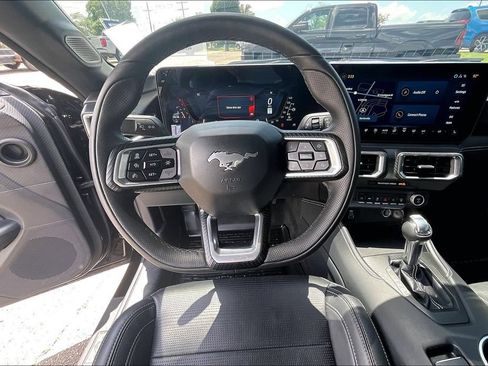 Used 2026 Ford Mustang Premium RWD image 5