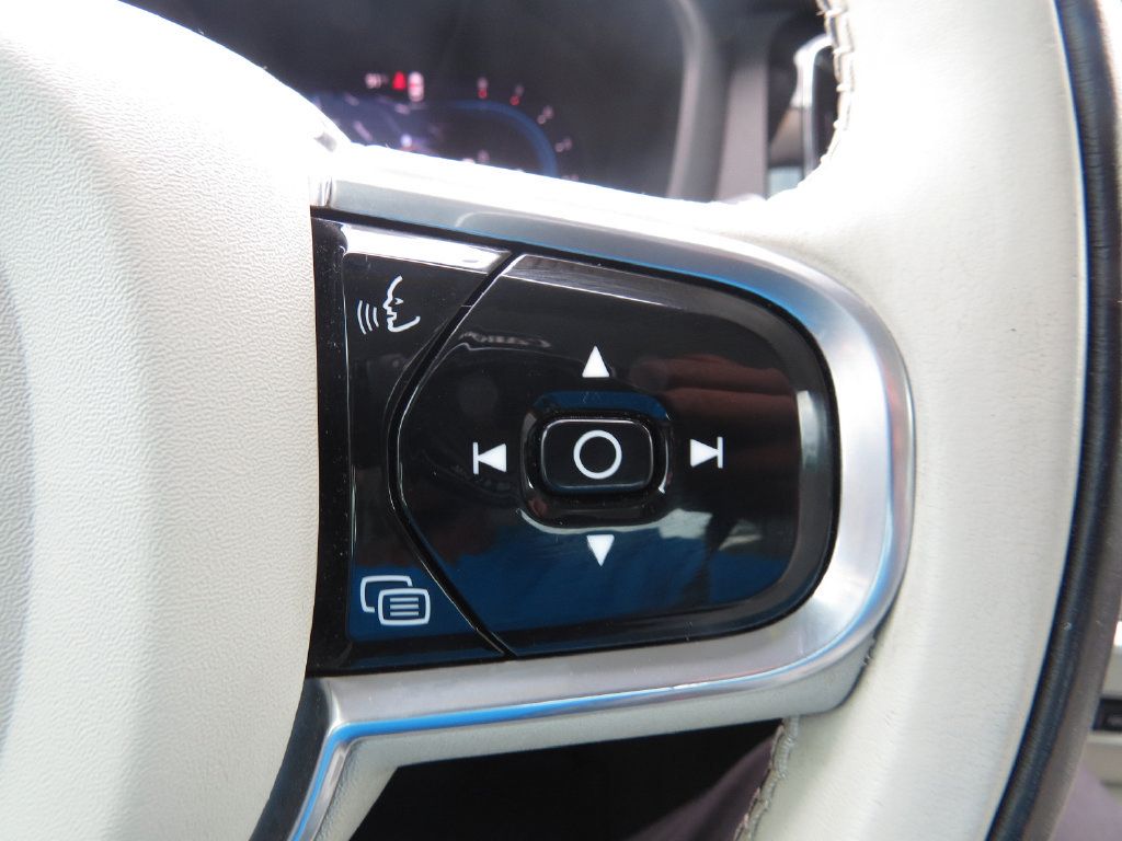 Used 2023 Volvo S60 B5 Plus FWD image 19