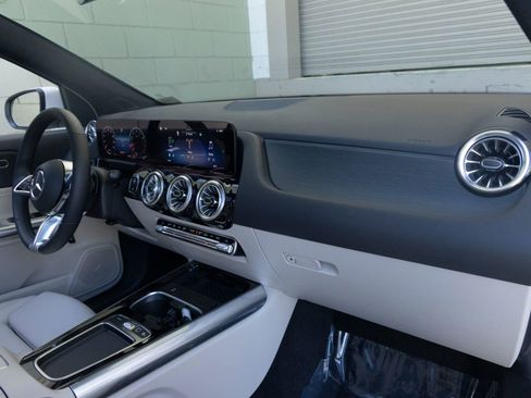Used 2026 Mercedes-Benz GLA 250 image 28