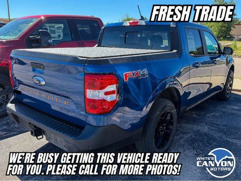 Used 2024 Ford Maverick Lariat w/ FX4 Off-Road Package AWD/4WD image 2