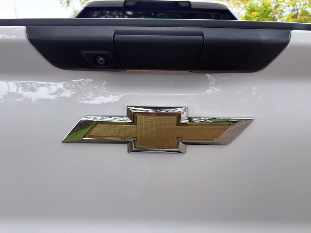 Used 2024 Chevrolet Silverado EV W/T AWD/4WD image 16