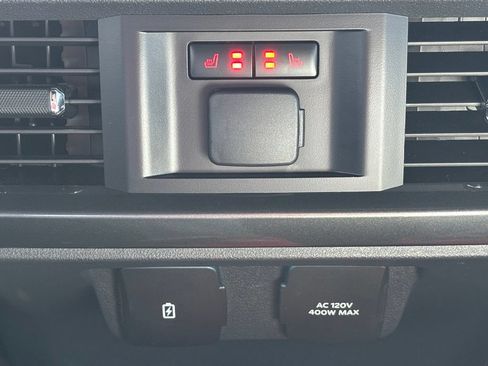 Used 2023 Ford F150 Lariat w/ Equipment Group 502A High AWD/4WD image 22