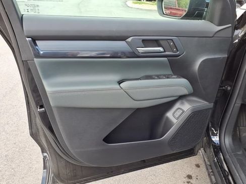 New 2026 GMC Terrain AT4 w/ Technology Package II AWD/4WD image 15
