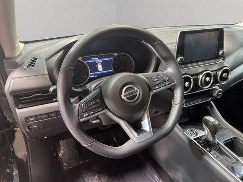 Used 2020 Nissan Sentra SV FWD image 11
