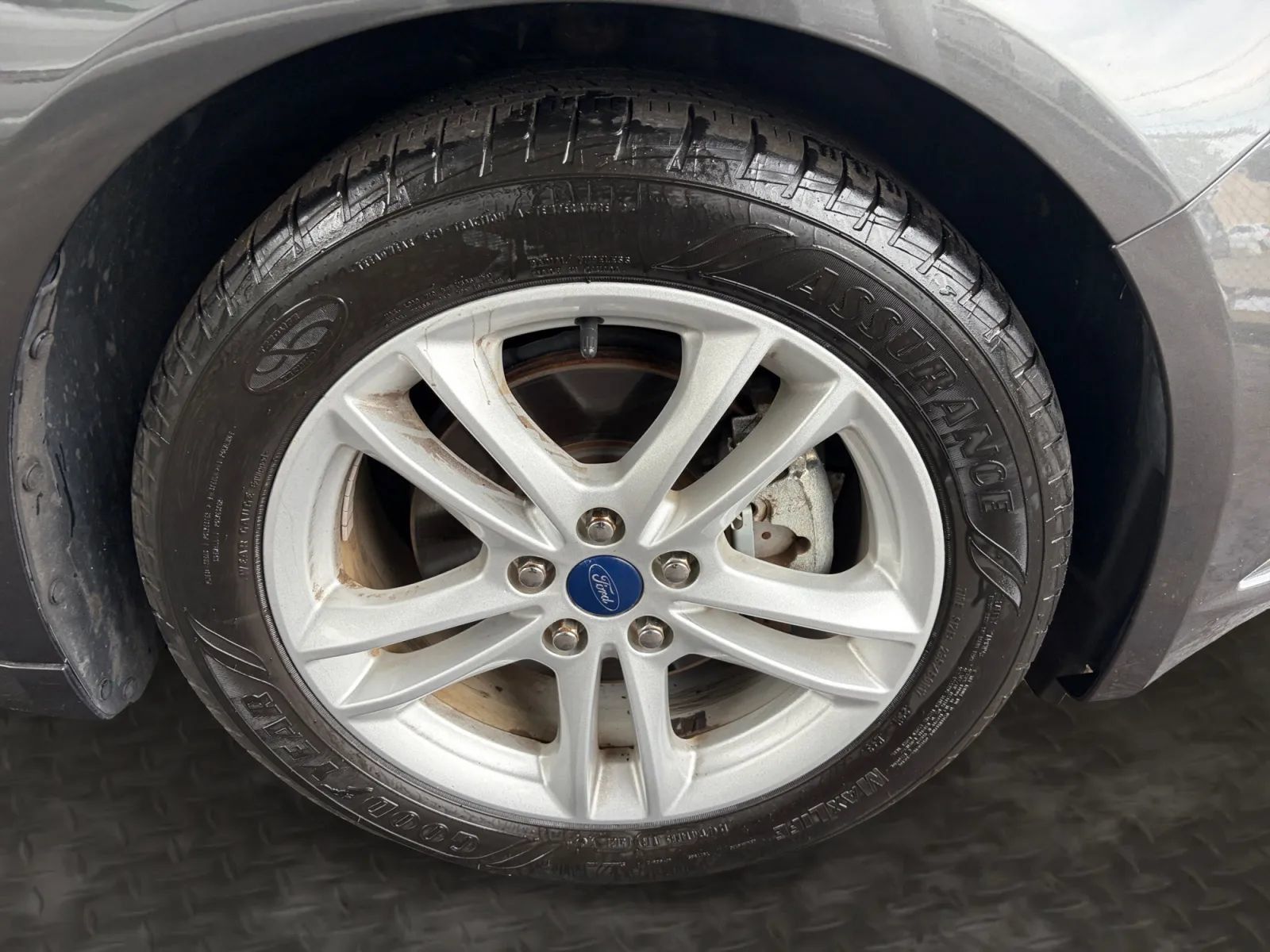 Used 2018 Ford Fusion SE w/ Fusion SE Technology Package FWD image 35