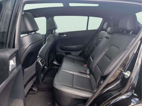 Used 2021 Kia Sportage AWD Nightfall Edition image 11