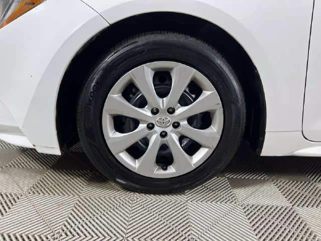 Used 2024 Toyota Corolla LE FWD image 24