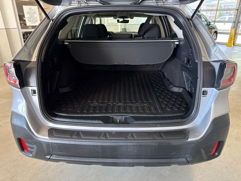 Used 2022 Subaru Outback Premium AWD/4WD image 23