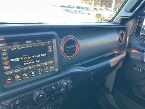 Used 2020 Jeep Gladiator Mojave image 26