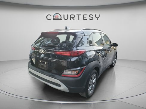 Used 2023 Hyundai Kona SEL w/ Cargo Package FWD image 11
