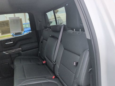 Used 2021 Chevrolet Silverado 1500 LTZ w/ LTZ Premium Package AWD/4WD image 13
