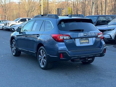 Used 2018 Subaru Outback 2.5i Limited AWD/4WD image 9