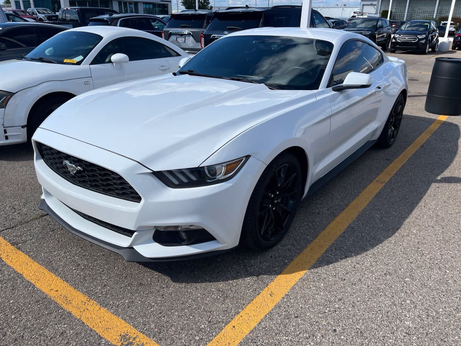 Used 2015 Ford Mustang Premium RWD image 2