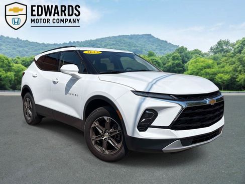 Used 2023 Chevrolet Blazer LT w/ Convenience Package FWD image 1