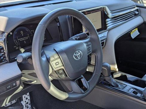 Certified 2025 Toyota Camry SE image 10