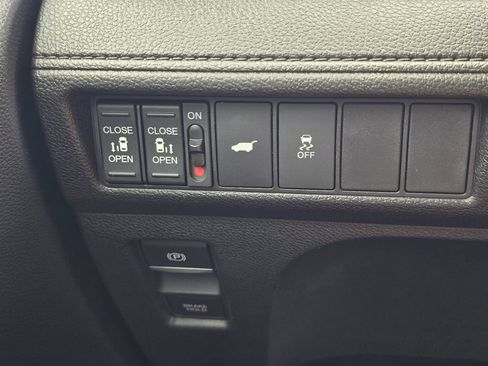Used 2025 Honda Odyssey Sport-L image 21