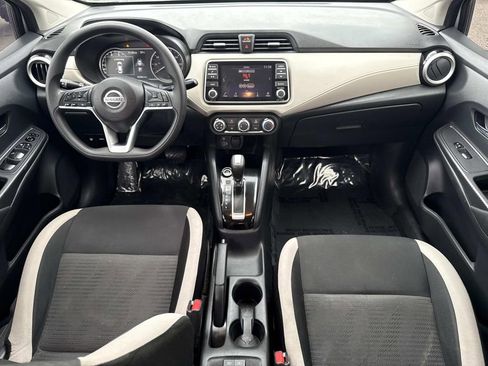 Used 2021 Nissan Versa SV image 15