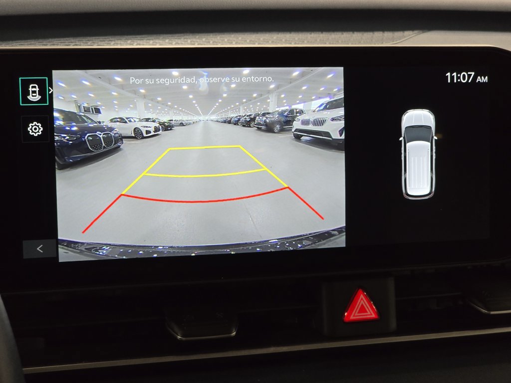 Used 2025 Kia Carnival EX FWD image 17