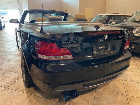 Used 2009 BMW 135i Convertible image 48