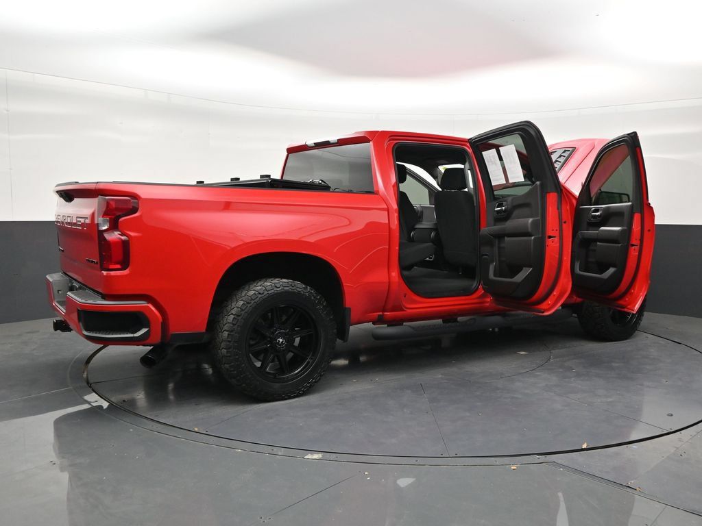 Used 2021 Chevrolet Silverado 1500 Custom w/ LPO, Blackout Package RWD image 28