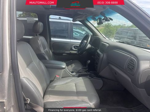 Used 2002 Chevrolet TrailBlazer LTZ AWD/4WD image 16