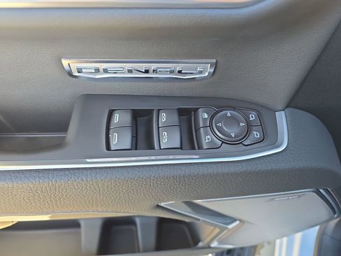 New 2026 GMC Sierra 1500 Denali w/ Denali Reserve Package image 29