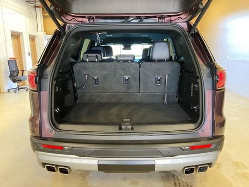 Used 2024 GMC Acadia Elevation image 23