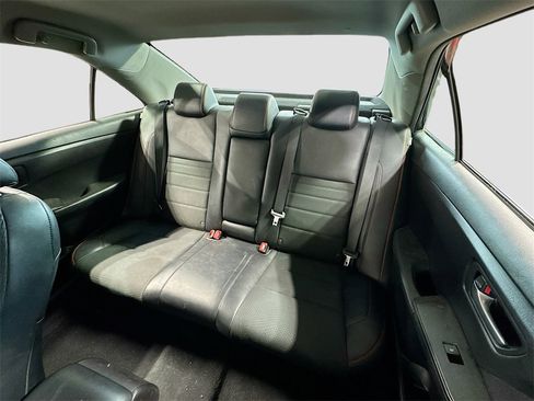 Used 2017 Toyota Camry SE image 13