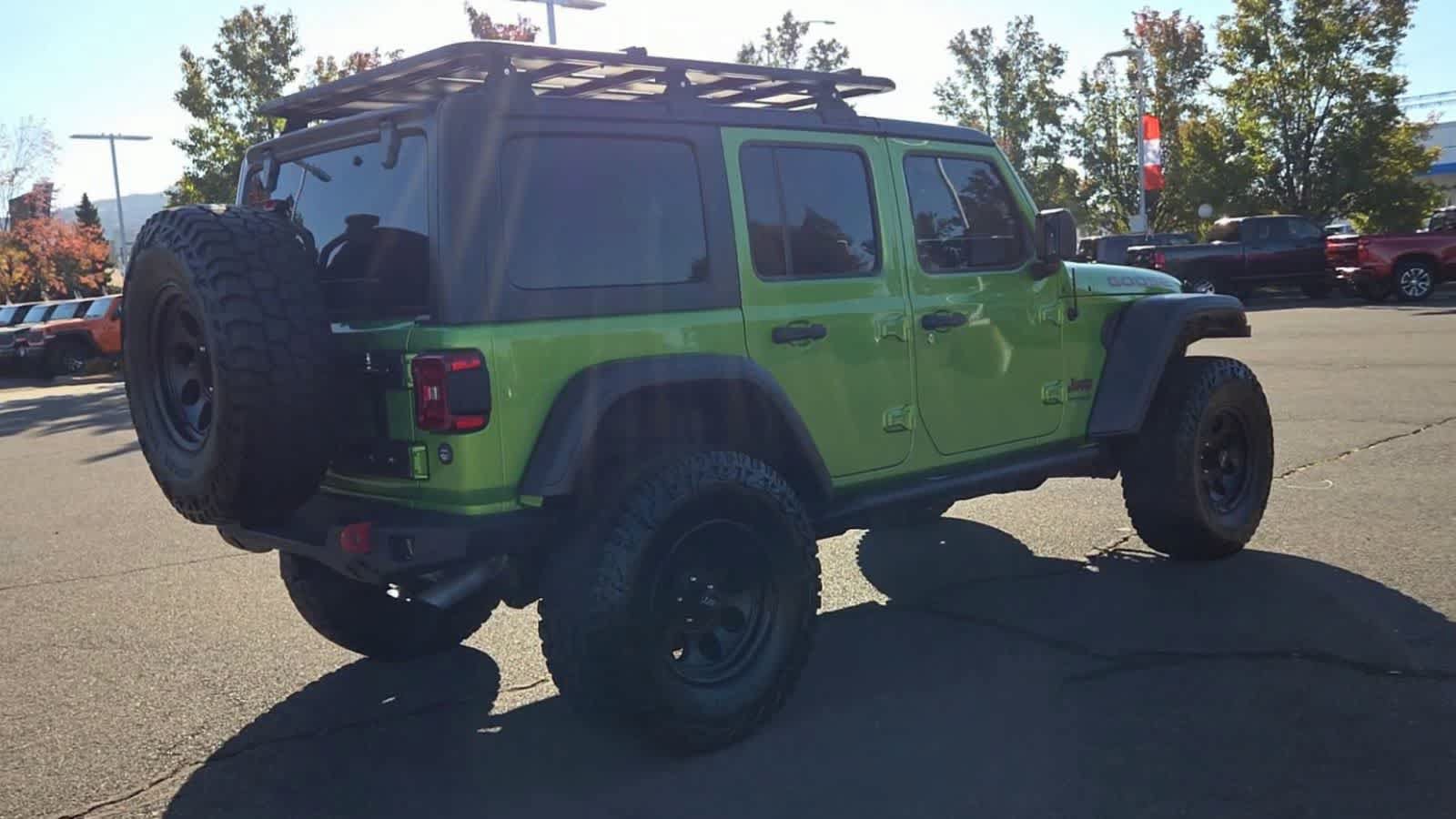 Used 2018 Jeep Wrangler Unlimited Rubicon AWD/4WD image 8