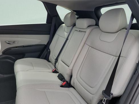 New 2026 Hyundai Tucson Limited FWD image 15