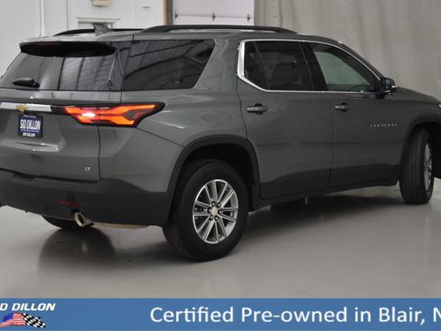 Used 2023 Chevrolet Traverse LT image 13