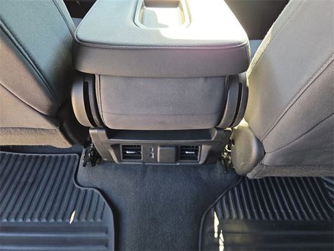 Certified 2024 GMC Sierra 1500 Elevation image 11