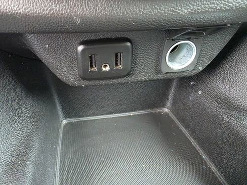 Used 2018 Chevrolet Traverse LT w/ LPO, Floor Liner Package AWD/4WD image 21