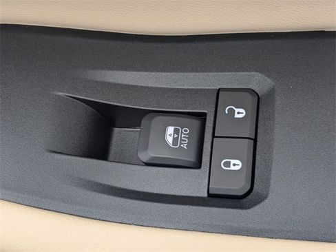 New 2026 Jeep Grand Cherokee Limited w/ Limited Altitude Package image 35