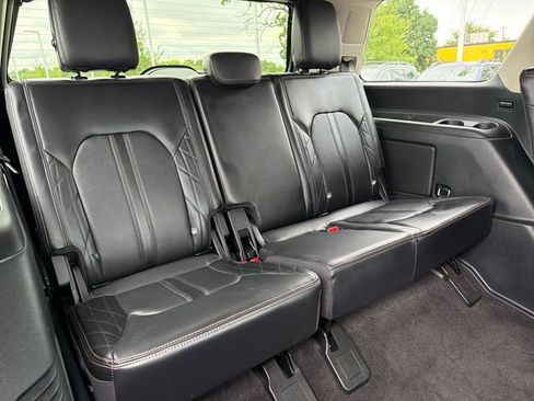 Used 2020 Ford Expedition Platinum AWD/4WD image 28