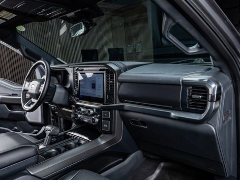 Used 2025 Ford F150 Lariat w/ Equipment Group 502A High image 18