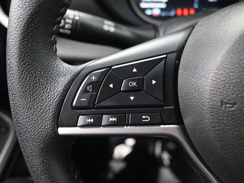 Used 2022 Nissan Versa SR w/ Convenience Package FWD image 26