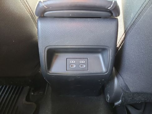 Used 2023 Toyota Corolla SE FWD image 29