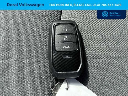 Used 2024 Toyota RAV4 XLE image 28