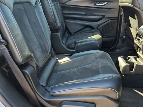 Certified 2023 Jeep Grand Cherokee L Laredo AWD/4WD image 34