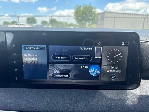 Certified 2025 Nissan Kicks SV w/ SV Premium Package FWD image 18