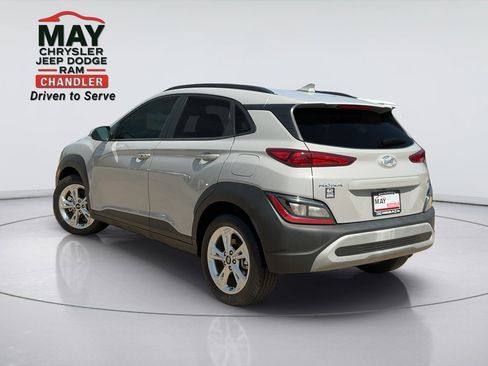 Used 2023 Hyundai Kona SEL AWD/4WD image 5