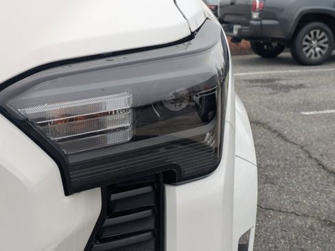 New 2026 Toyota Tacoma SR5 image 9