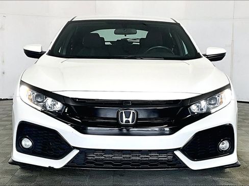 Used 2017 Honda Civic Sport image 3
