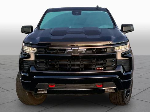 Used 2025 Chevrolet Silverado 1500 LT Trail Boss w/ Convenience Package II AWD/4WD image 4